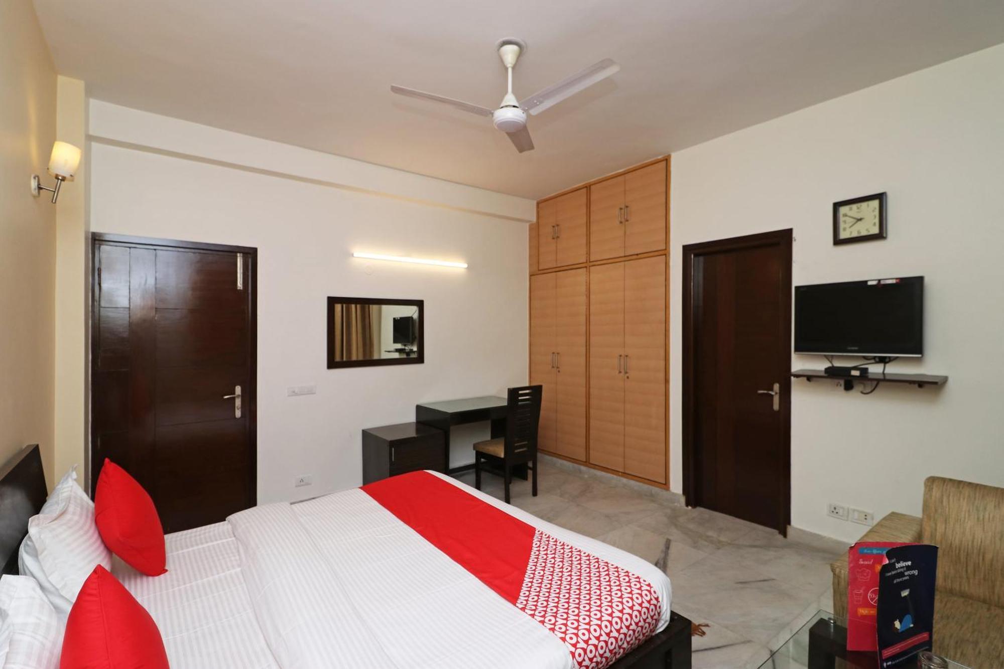 Hotel O Aravali Residency Gurgaon Buitenkant foto